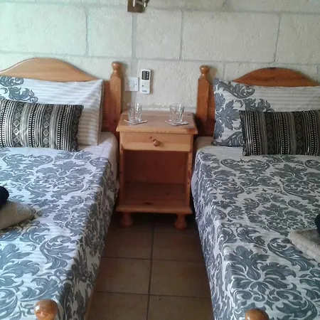 Hibiscus House - Adults Only Xagħra