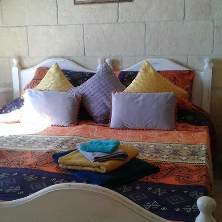 Hibiscus House - Adults Only Couette-café