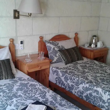Hibiscus House - Adults Only * Xagħra