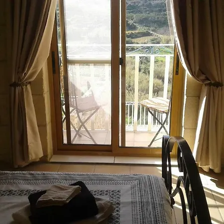 Hibiscus House - Adults Only Bed & Breakfast Xagħra